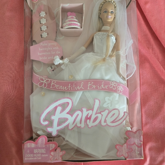 Beautiful bride barbie unopened - Picture 1 of 3